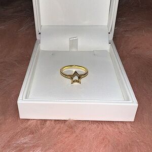 Women’s Gold Colored Ring Star